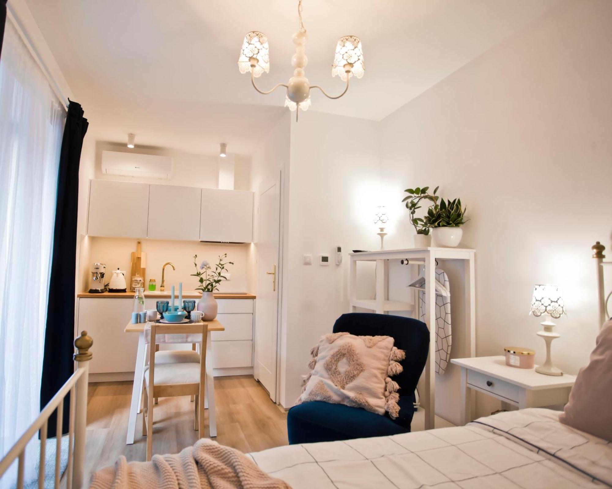 Balaton Apartamenty Тшебиня Экстерьер фото